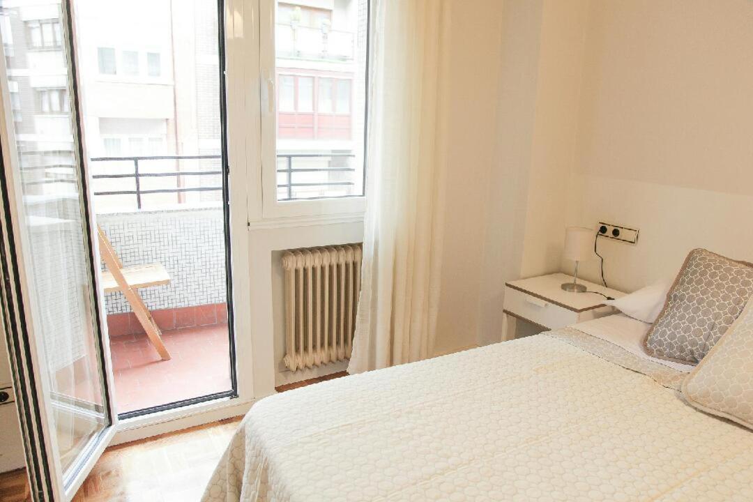 Apartamento Barrio De La Arena Gijón Exterior foto